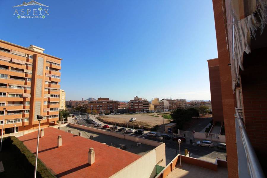 Re-sale - Apartment - Alicante - San Gabriel