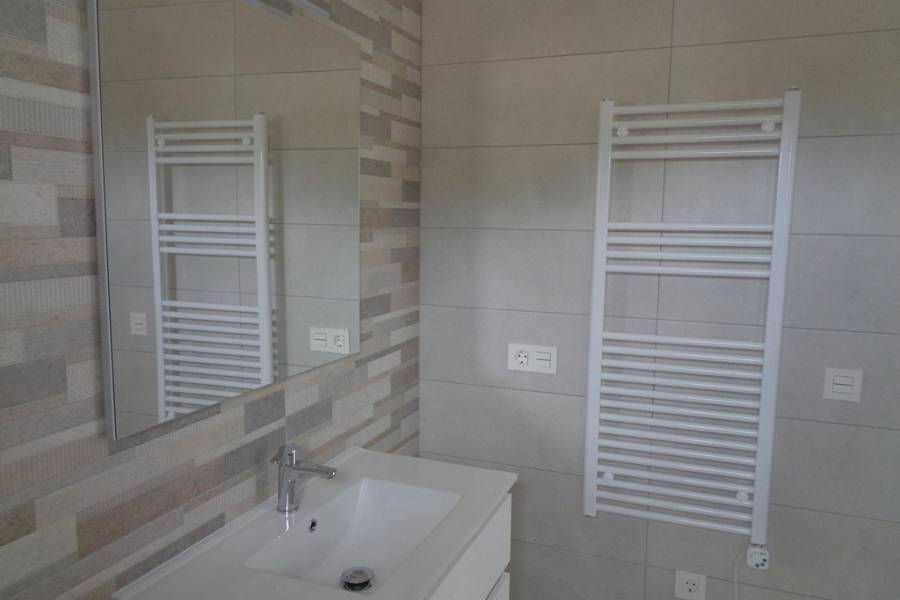 Obra Nueva - Chalet - Pinoso