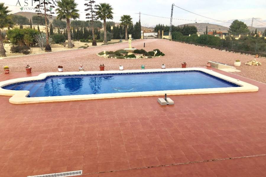 Re-sale - Country house - Aspe