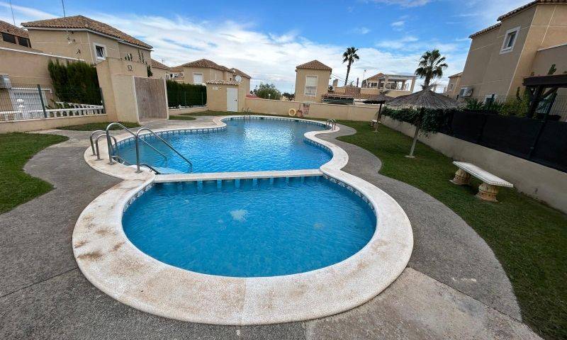 Re-sale - Semi Detached - Torrevieja