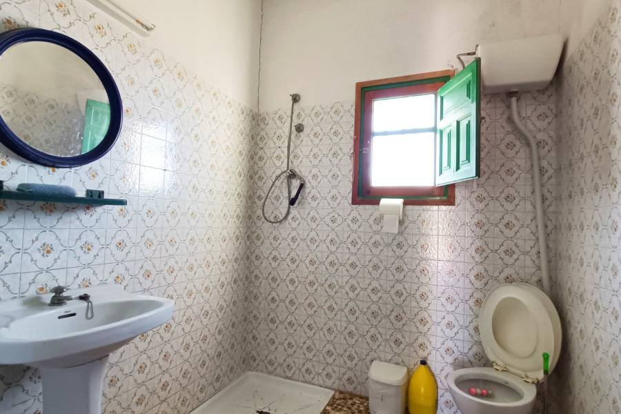 Re-sale - Country house - Hondon De Los Frailes