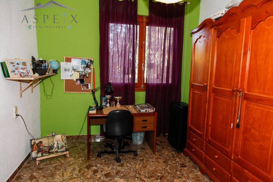 Venta - Chalet - Elche  - BUENOS AIRES