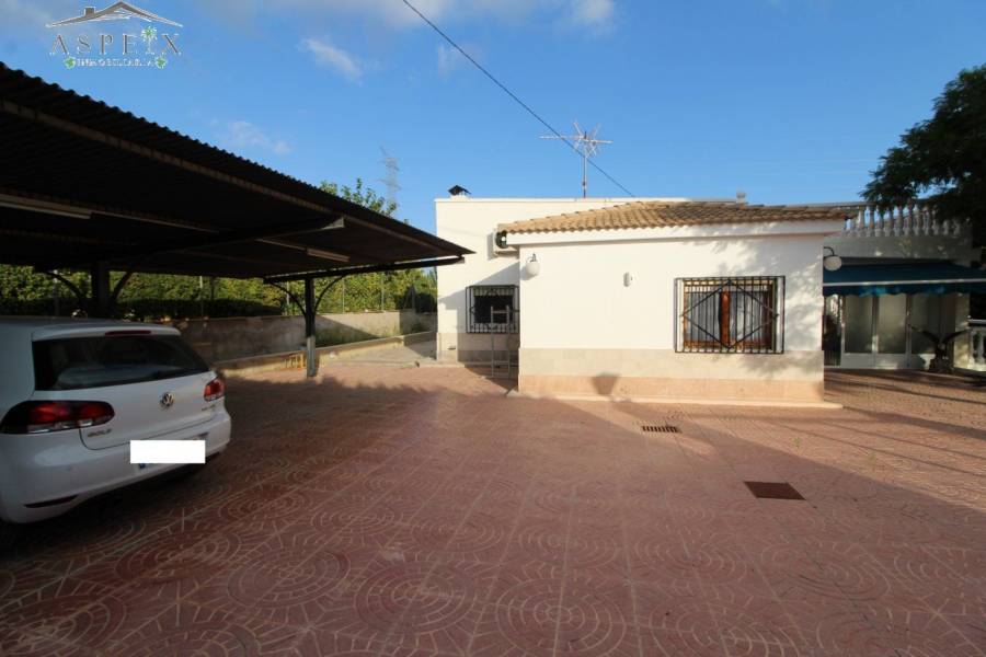 Re-sale - Country house - Monforte Del Cid