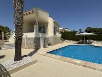 Re-sale - Villa - Villamartin