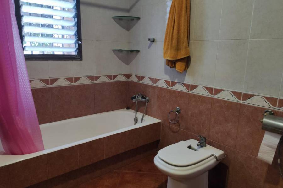 Re-sale - Country house - Novelda - CAMPET