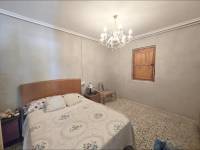 Re-sale - Country house - Novelda