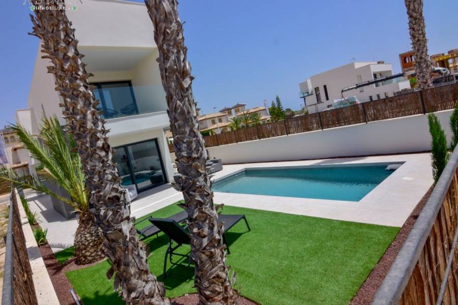 Re-sale - Villa - La Marina - El pinet