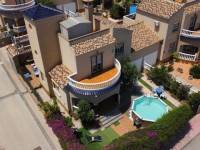 Re-sale - Villa - Villamartin