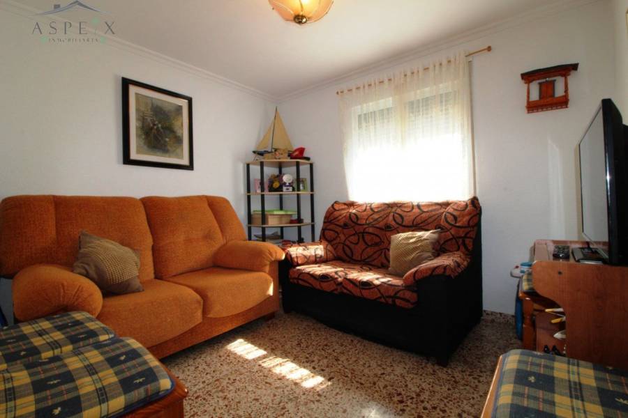 Re-sale - Country house - Hondon De Las Nieves