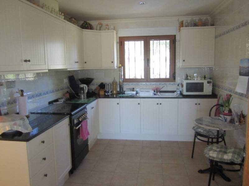 Re-sale - Villa - Pinoso - UBEDA