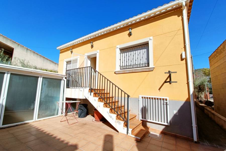 Re-sale - Country house - Hondon De Los Frailes