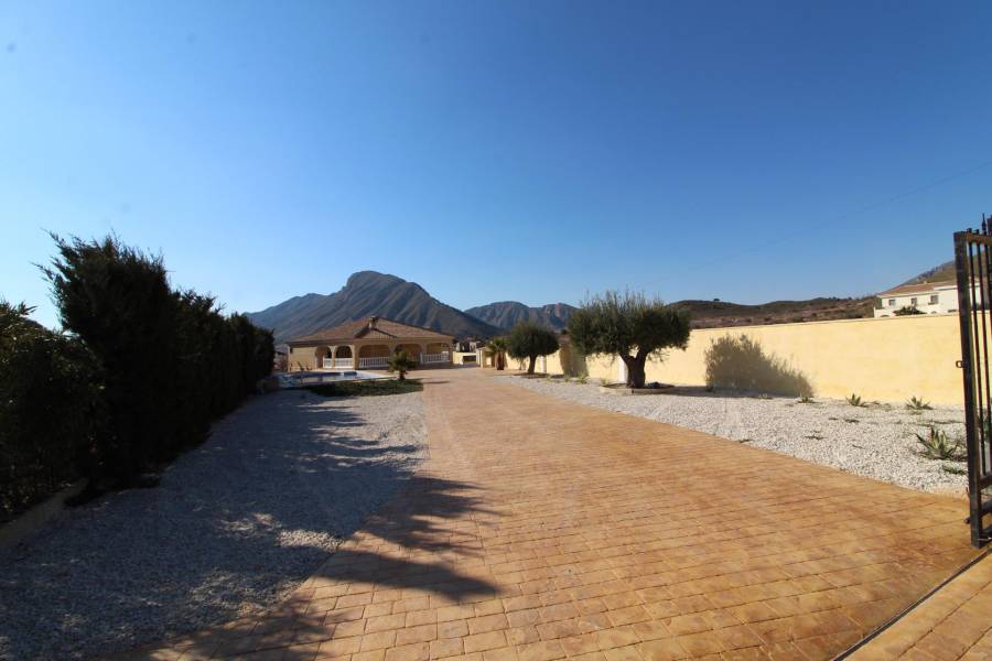 Re-sale - Country house - Hondon De Los Frailes - BARBARROJA