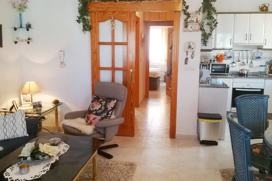 Re-sale - Villa - Villamartin