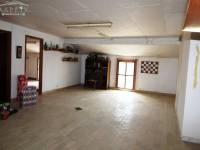 Re-sale - Country house - Petrer