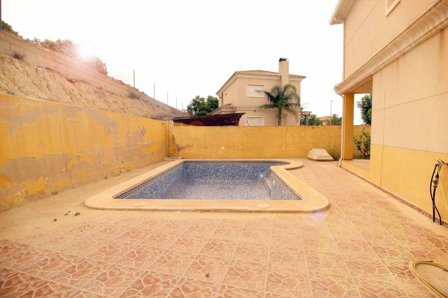 Re-sale - Villa - Aspe