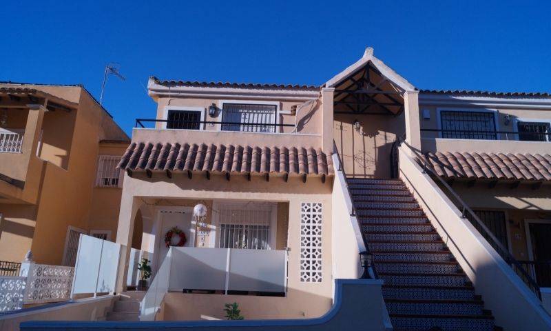 Re-sale - Apartment - Villamartin