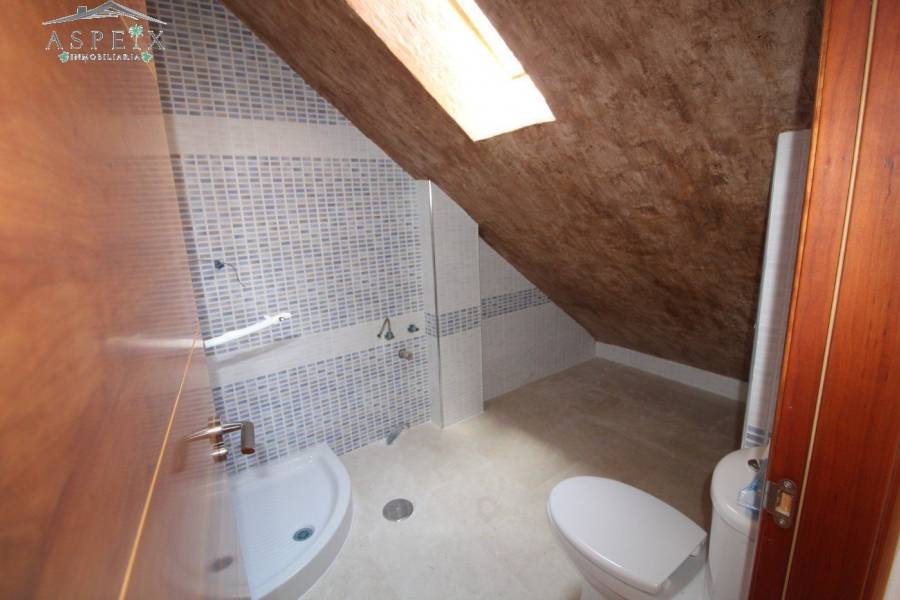 Re-sale - Villa - Aspe