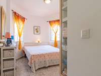 Re-sale - Villa - Playa Flamenca - Alicante