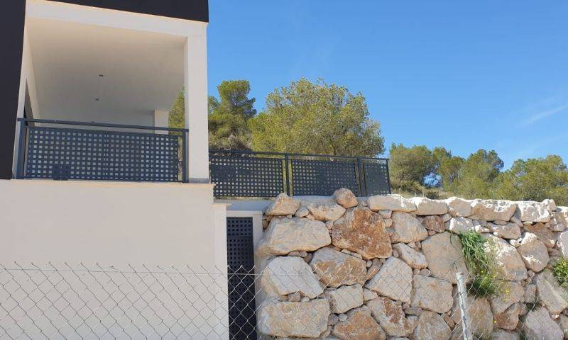 Re-sale - Country house - Algueña