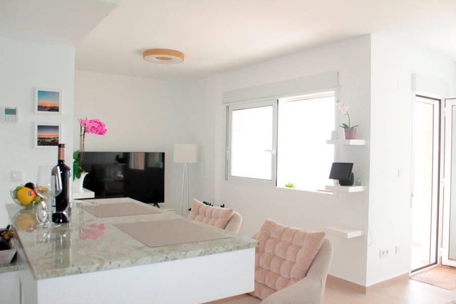 Re-sale - Penthouse - Playa Flamenca - Alicante