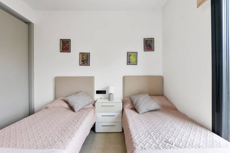Re-sale - Apartment - Villamartin