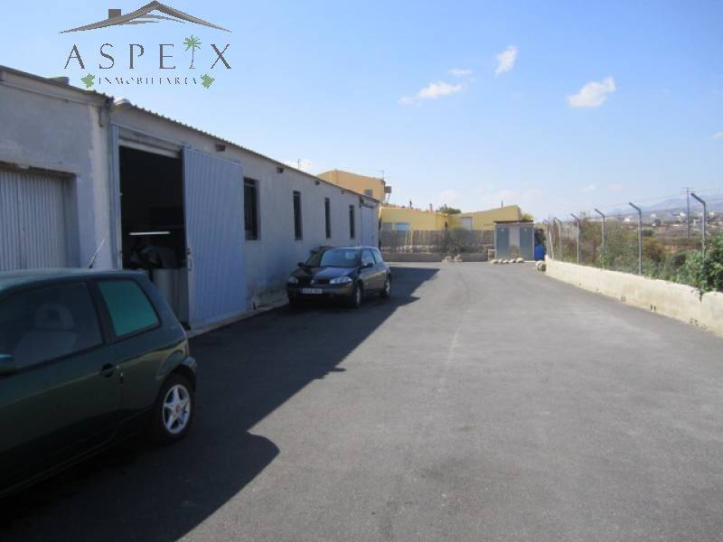 Re-sale - Villa - Elche