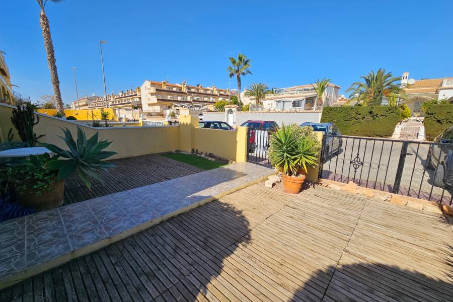 Re-sale - Duplex - Playa Flamenca - Alicante