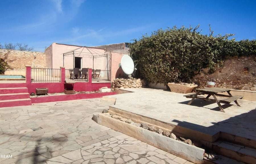Re-sale - Country house - Monovar