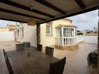 Re-sale - Villa - Playa Flamenca - Alicante