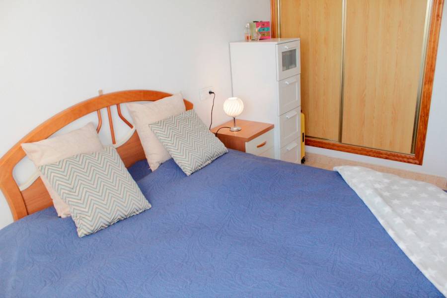 Re-sale - Penthouse - Playa Flamenca - Alicante