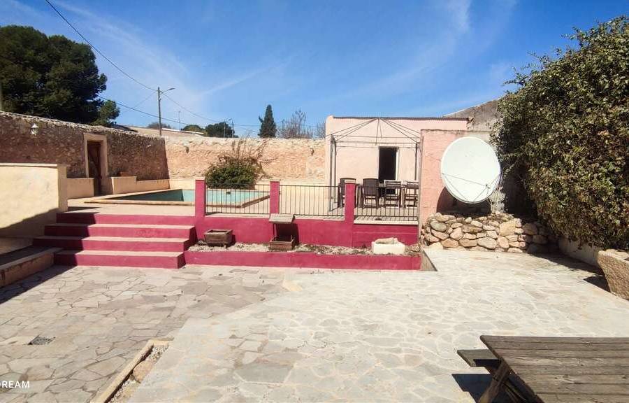 Re-sale - Country house - Monovar