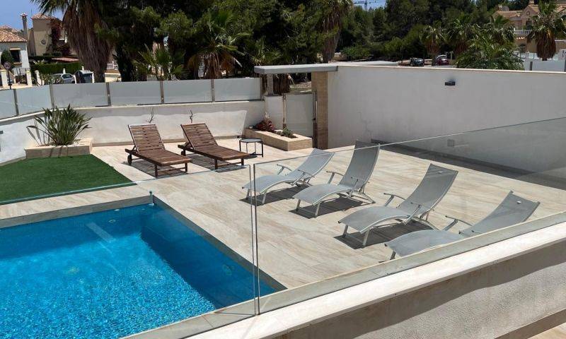 Re-sale - Villa - Villamartin