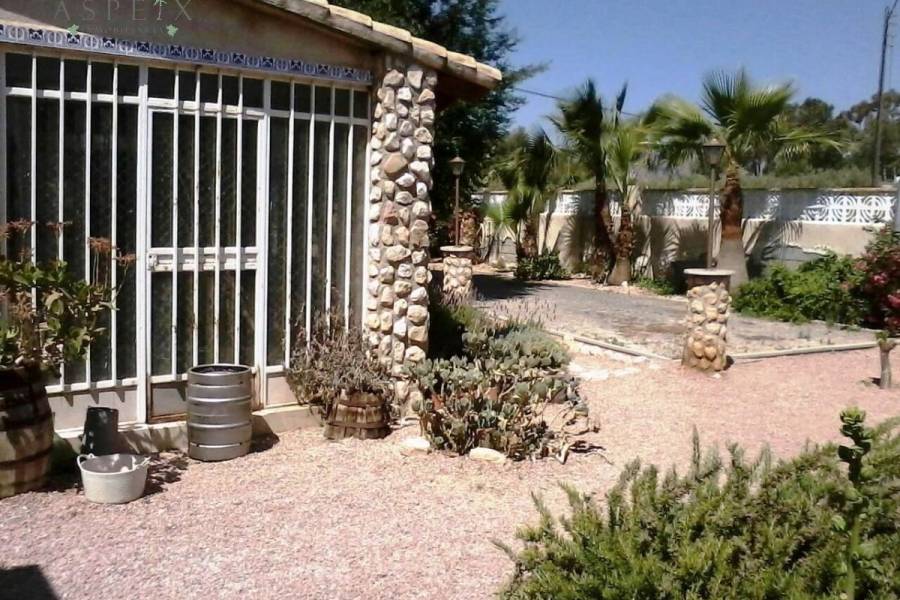 Re-sale - Villa - La Romana - ALCANÁ