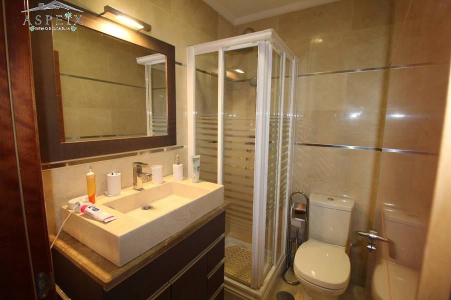 Re-sale - Villa - Aspe