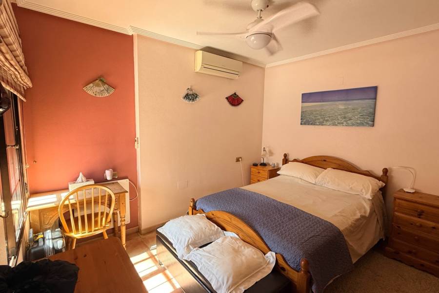 Venta - Chalet - Hondon De Las Nieves - La Montañosa