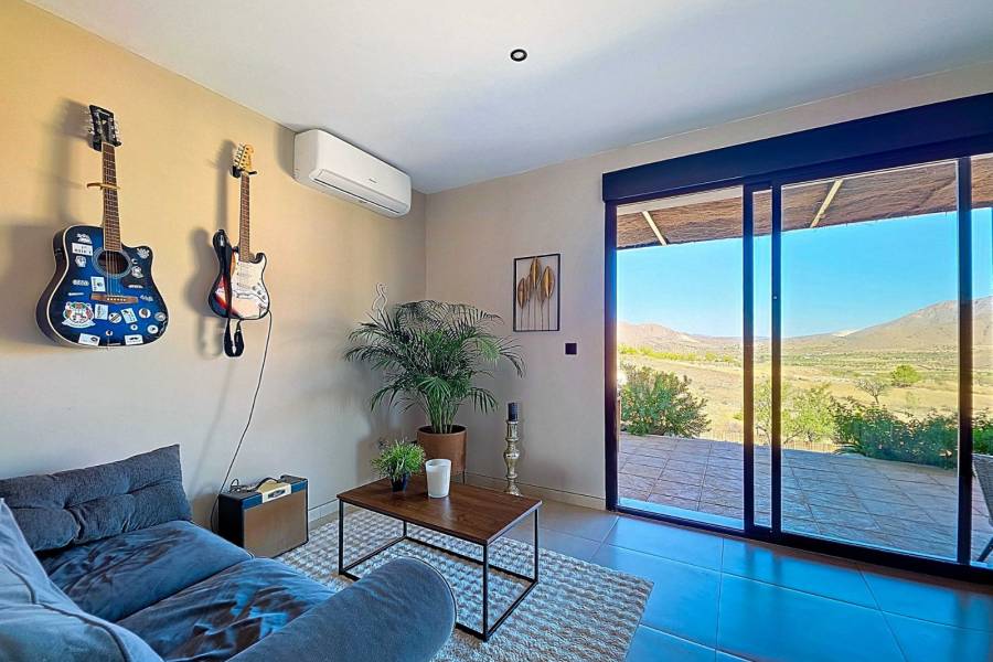 Re-sale - Country house - Hondon De Los Frailes