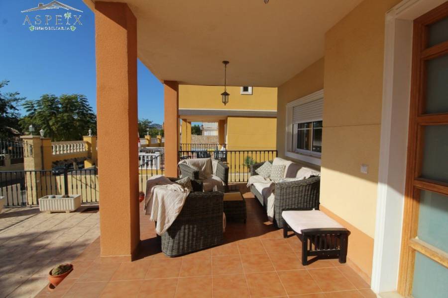 Re-sale - Villa - Aspe - Santa Elena