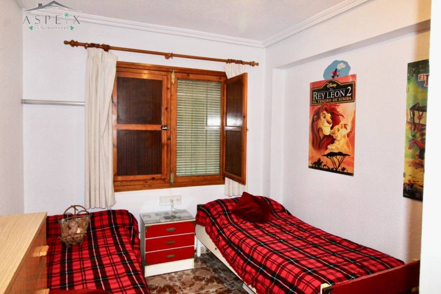 Re-sale - Villa - Monforte Del Cid - CAMINO DEL LLANO