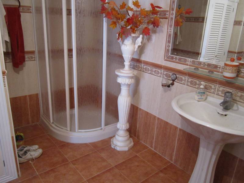 Re-sale - Villa - Elche