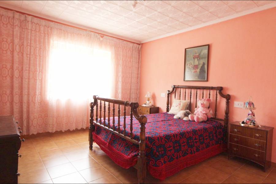 Venta - Casa de campo - Algueña