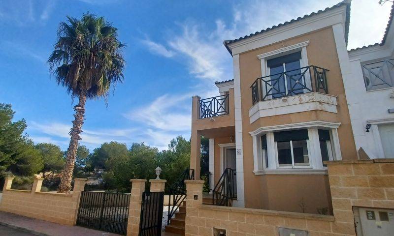 Re-sale - Villa - Orihuela