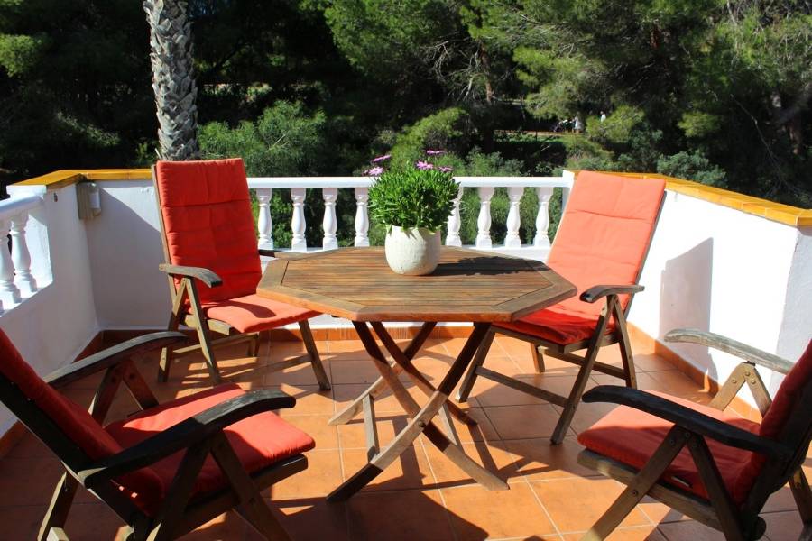 Re-sale - Villa - Villamartin