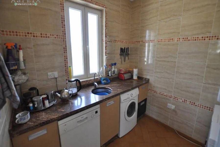 Re-sale - Country house - Pinoso