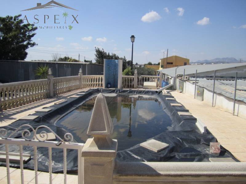 Re-sale - Villa - Elche