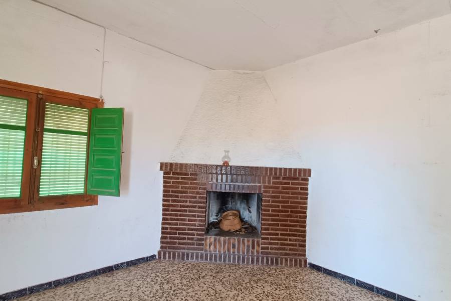 Re-sale - Country house - Hondon De Los Frailes