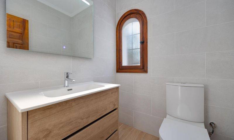Re-sale - Semi Detached - Villamartin