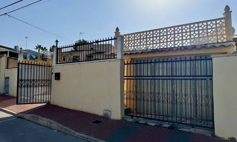 Re-sale - Semi Detached - Los Balcones