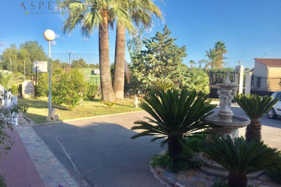 Venta - Chalet - Elche  - Valverde