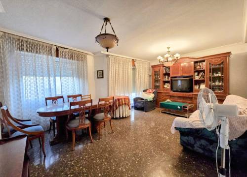 Villa - Re-sale - Aspe - Tres Hermanas