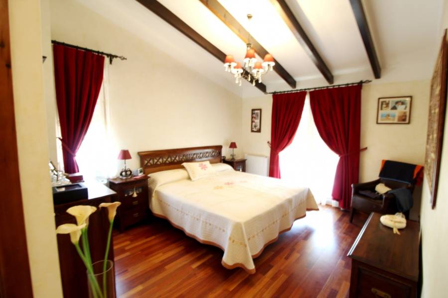 Re-sale - Villa - Tibi - Urbanizaciòn Maigmo